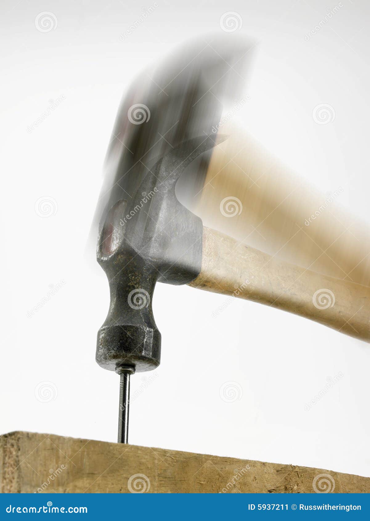 hammer-hitting-nail-5937211.jpg