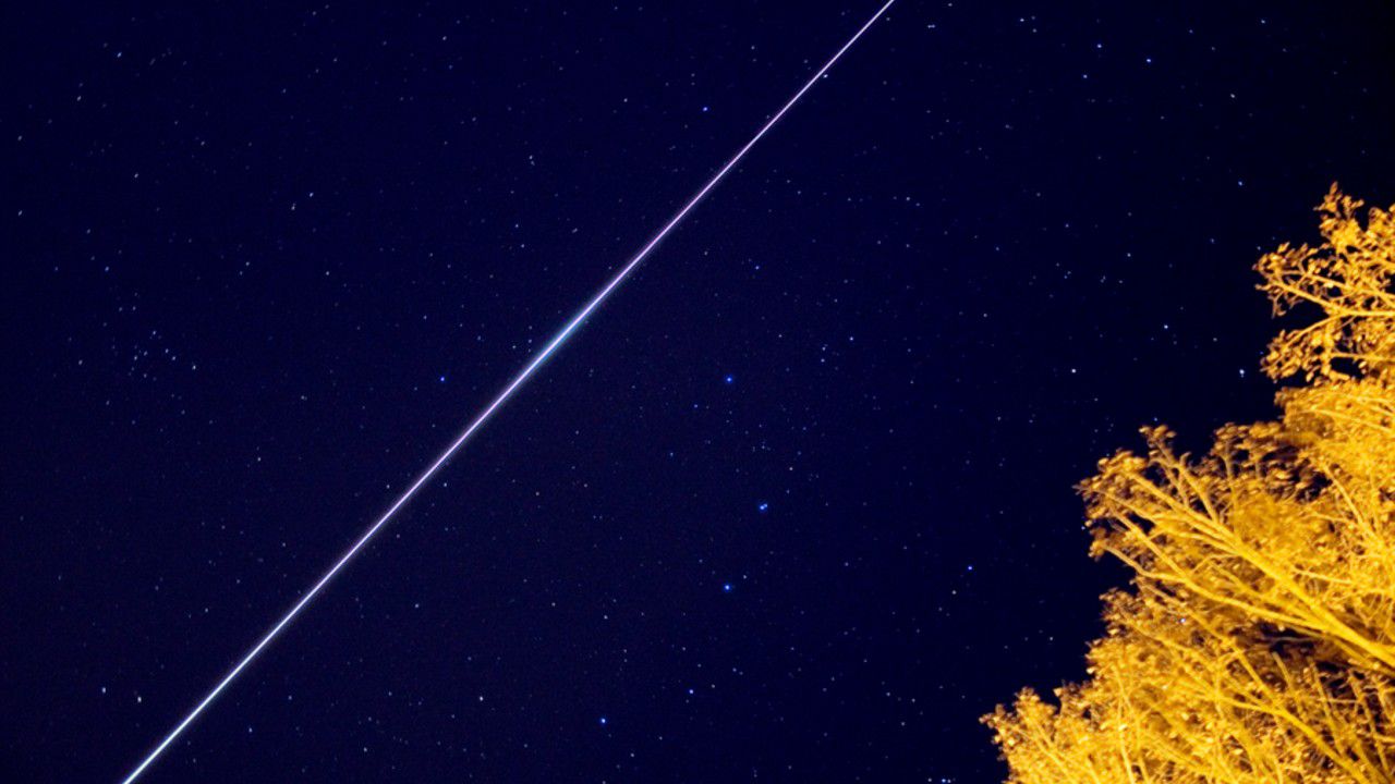ISS_Flyover_PublicDomain_AndreasMoller
