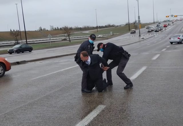 Canadians-Arrest-Pastor-640x443.jpg