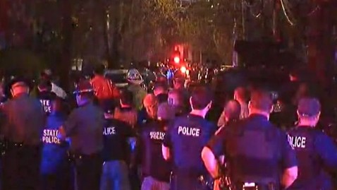 ap_abc_boston_night_standoff_kb_130419_wblog.jpg