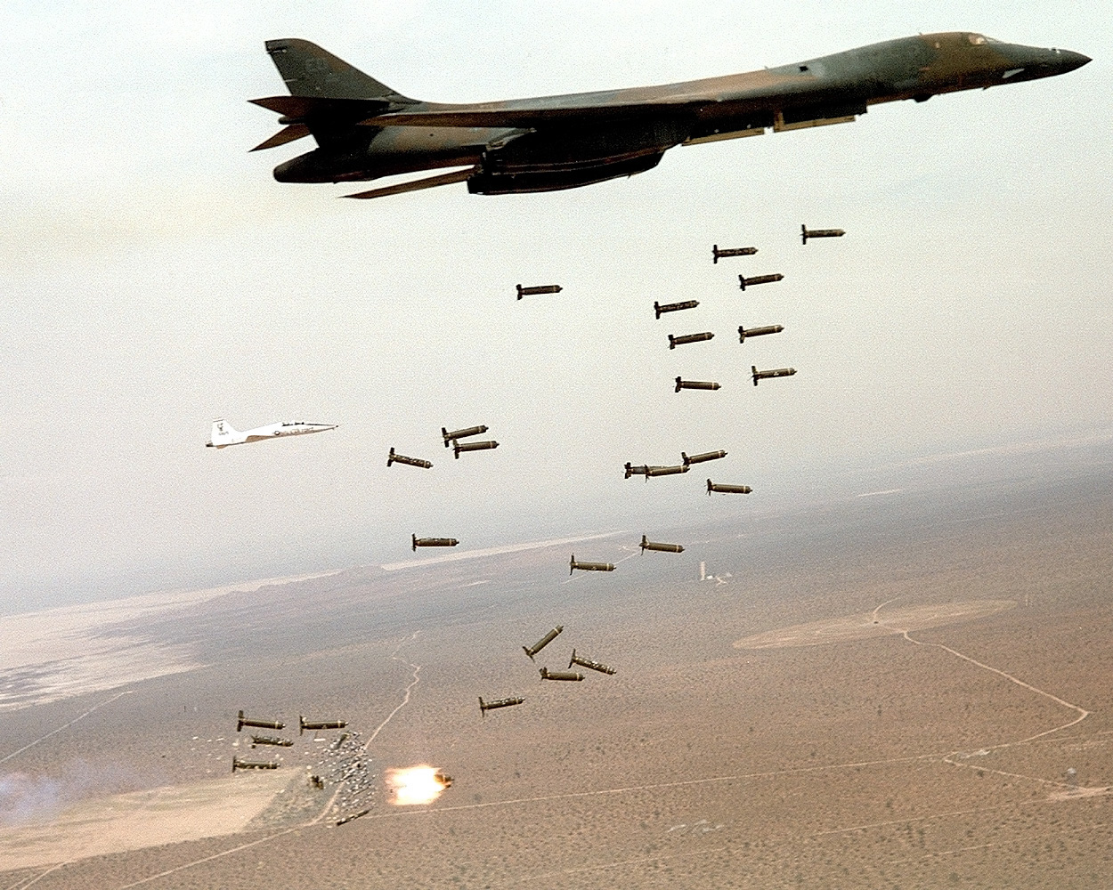 B1-B_Lancer_and_cluster_bombs.jpg