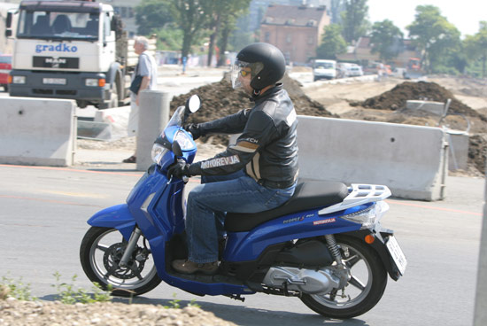 kymco200G3.jpg
