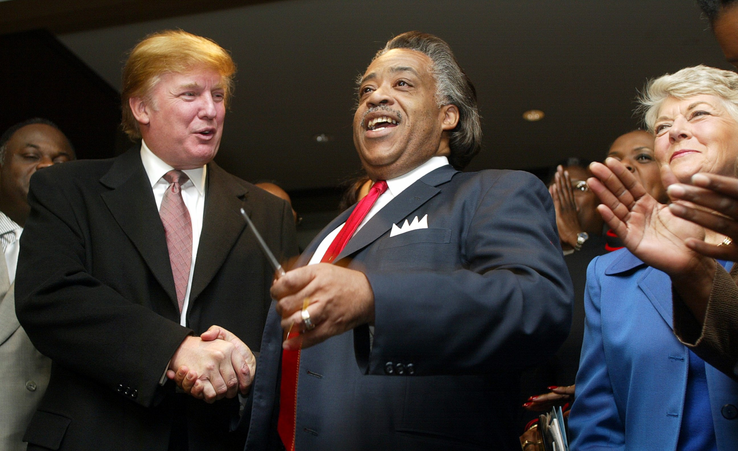 GTY_Donald_Trumpo_al_sharpton_er_160307.jpg