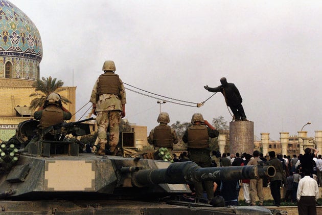 gt_saddam_statue_toppling_630x420_101228.jpg