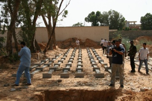 2011_Libya_Unidentifiedgraves2_renamed_26092.jpg