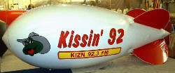 kissin2blimp%20thumb.jpg