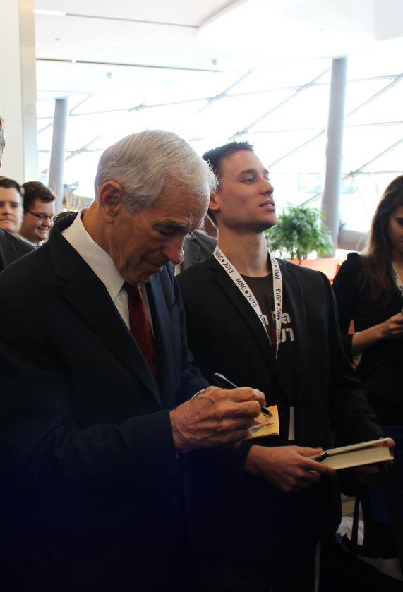 BE8YfHHCUAETHEg.jpg:large