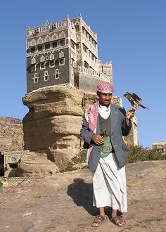 a8e7d1838c67f962e8a83906e0e6db93--tower-house-wait-on.jpg
