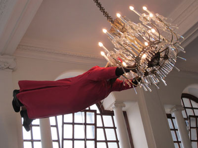 tutu_chandelier01.jpg