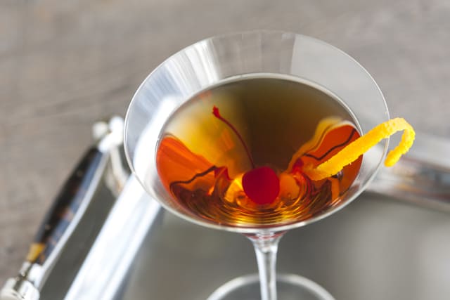 Manhattan-Cocktail-Recipe-2.jpg