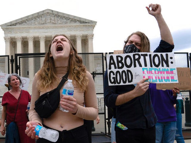 Pro-Abortion-Protesters-640x480.jpg