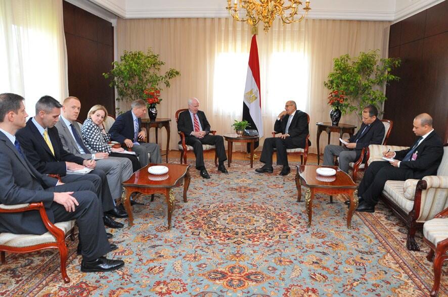 BQ_F1TbCEAMkevP.jpg:large