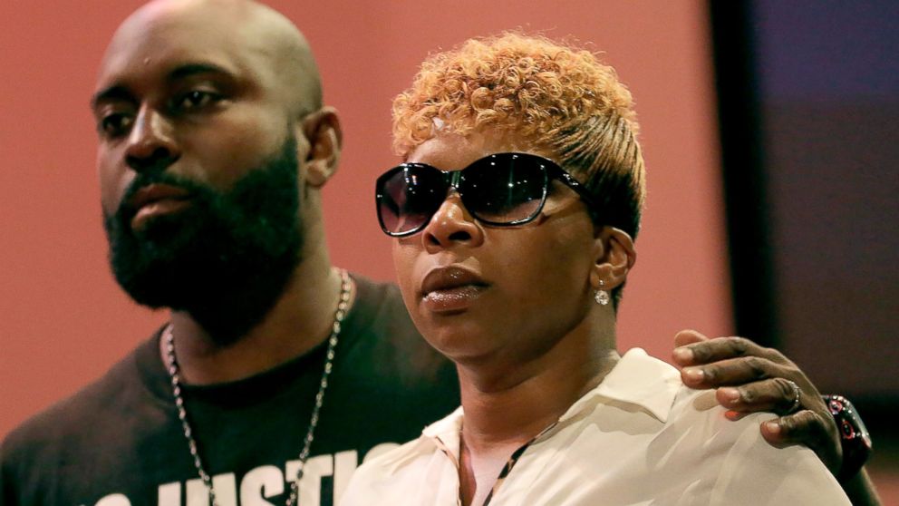 ap_lesley_mcspadden_michael_brown_mother_jc_140818_16x9_992.jpg