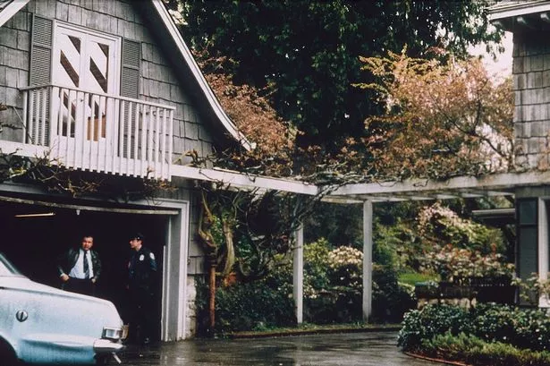 KURT-COBAIN-3343454.png